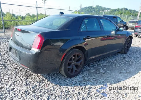 2021 Chrysler 300 300S из США, поврежденный, VIN 2C3CCABG6MH507012